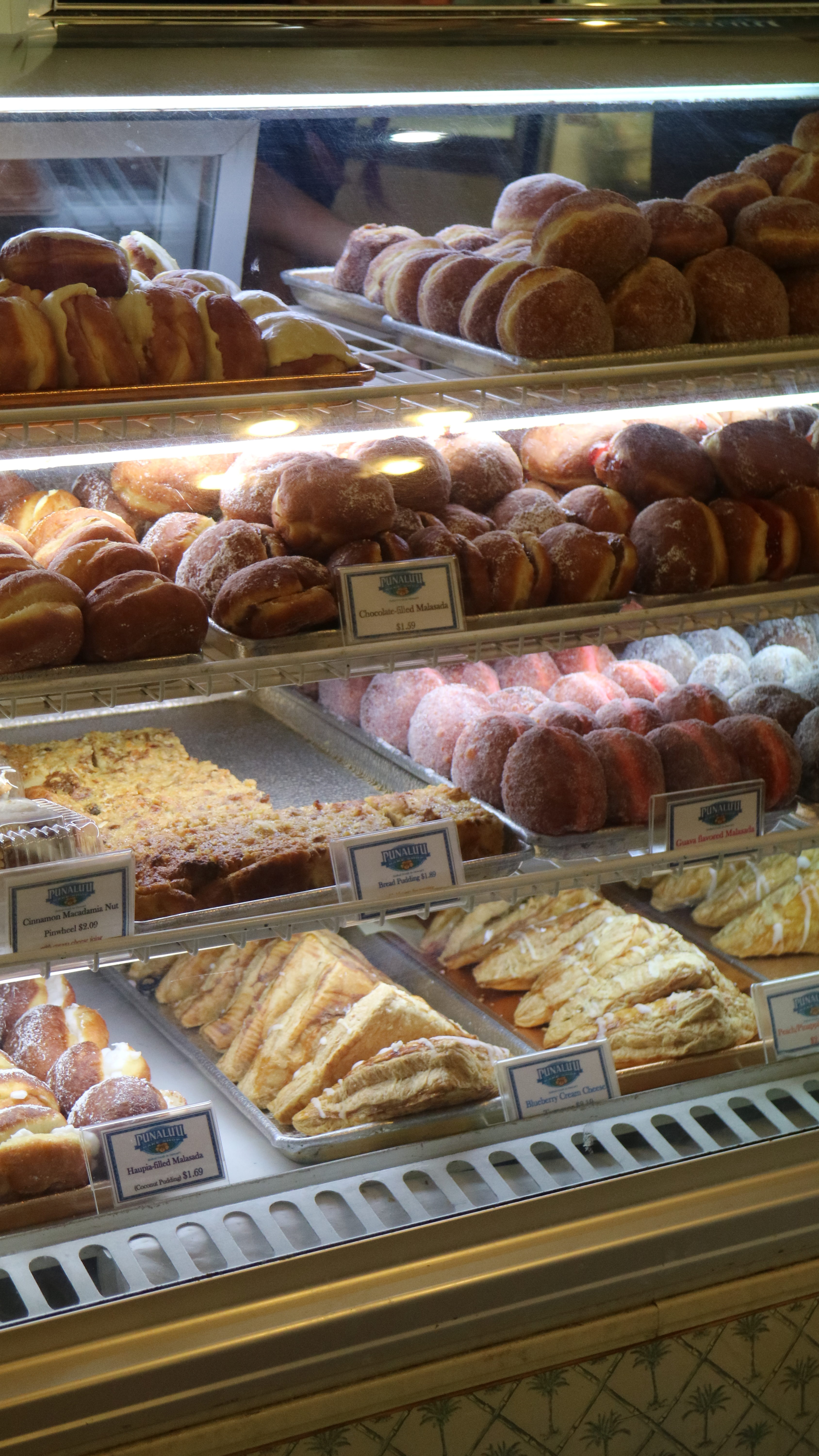 Punaluu bake shop baked goods big island hawaii guava Aum Journeys, LLC
