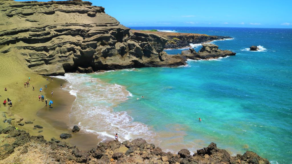 papakolea green sand beach hawaii big island