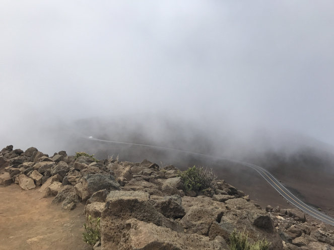 haleakala visitors center road clouds hawaii national park entrance