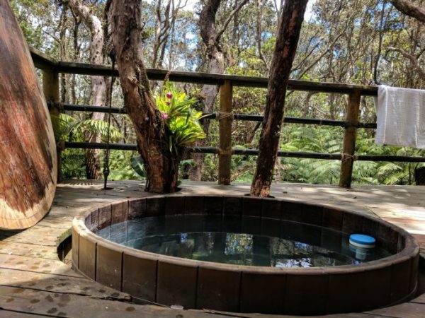 hot tub treehouse hawaii big island volcano honeymoon romance