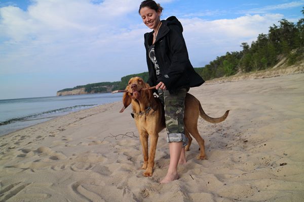 pictured rocks dog hiking backpacking bond bloodhound