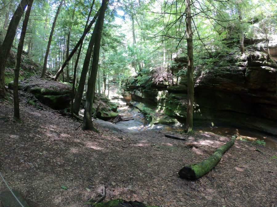 hocking hills hiking ohio